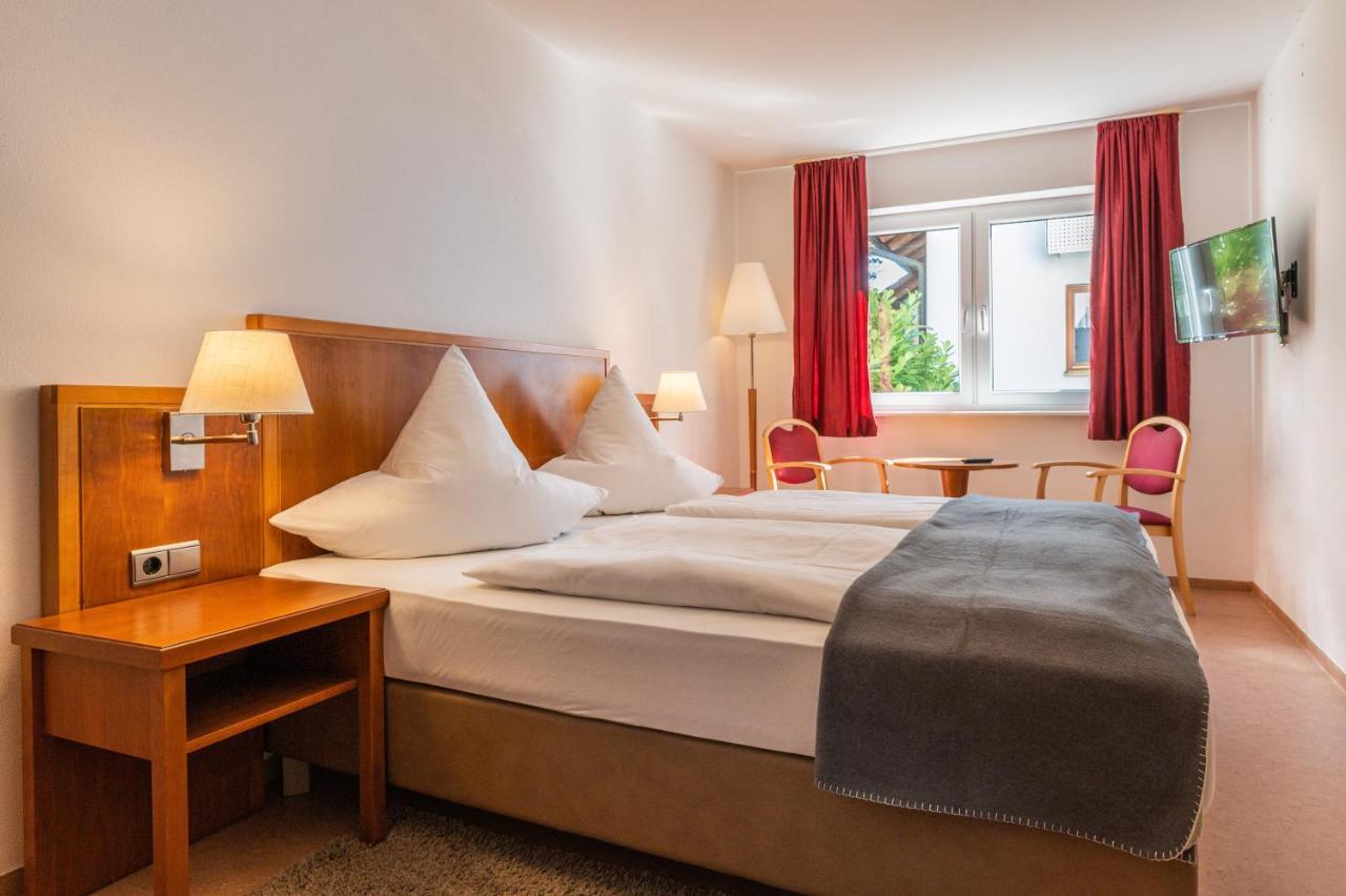 Hotel Am Kirchplatz Uberlingen Exterior foto