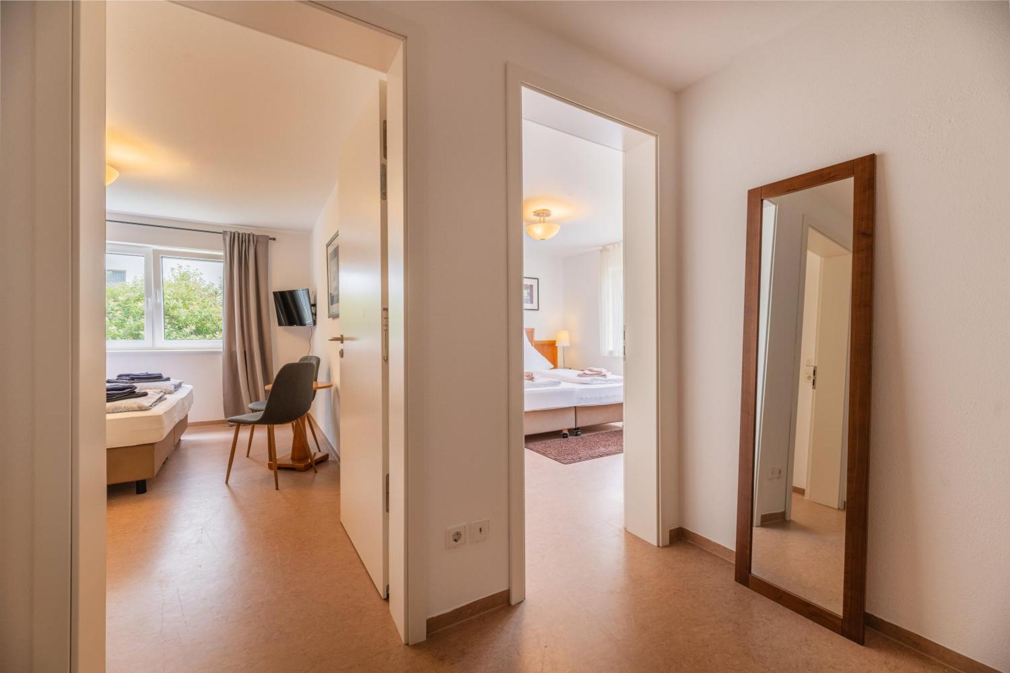 Hotel Am Kirchplatz Uberlingen Exterior foto